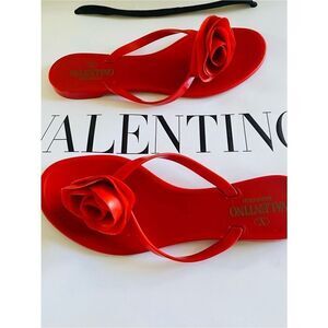 🛍️Valentino Garavani Authentic Red Rose Jelly Flat Thong Sandals